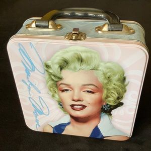 Marilyn Monroe lunchbox or purse